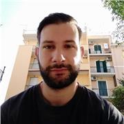 Insegnante di storia offre lezioni private anche con strumenti didattici alternativi